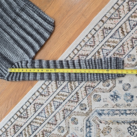 ARIZONA JEAN CO WOMEN'S JUNIOR GRAY STRIPES PULLOVER CREWNECK SWEATER SIZE XL - Picture 13 of 15